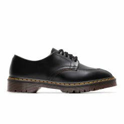 Dr. Martens 2046