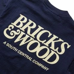 Bricks & Wood A SOUTH CENTRAL COMPANY LOGO T-SHIRT -Tom wood Shop bricks woodsASOUTHCENTRALCOMPANYLOGOTEENAVYSBW FW22 SSCTEEN 5