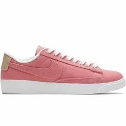 Nike WOMEN'S BLAZER LOW LX