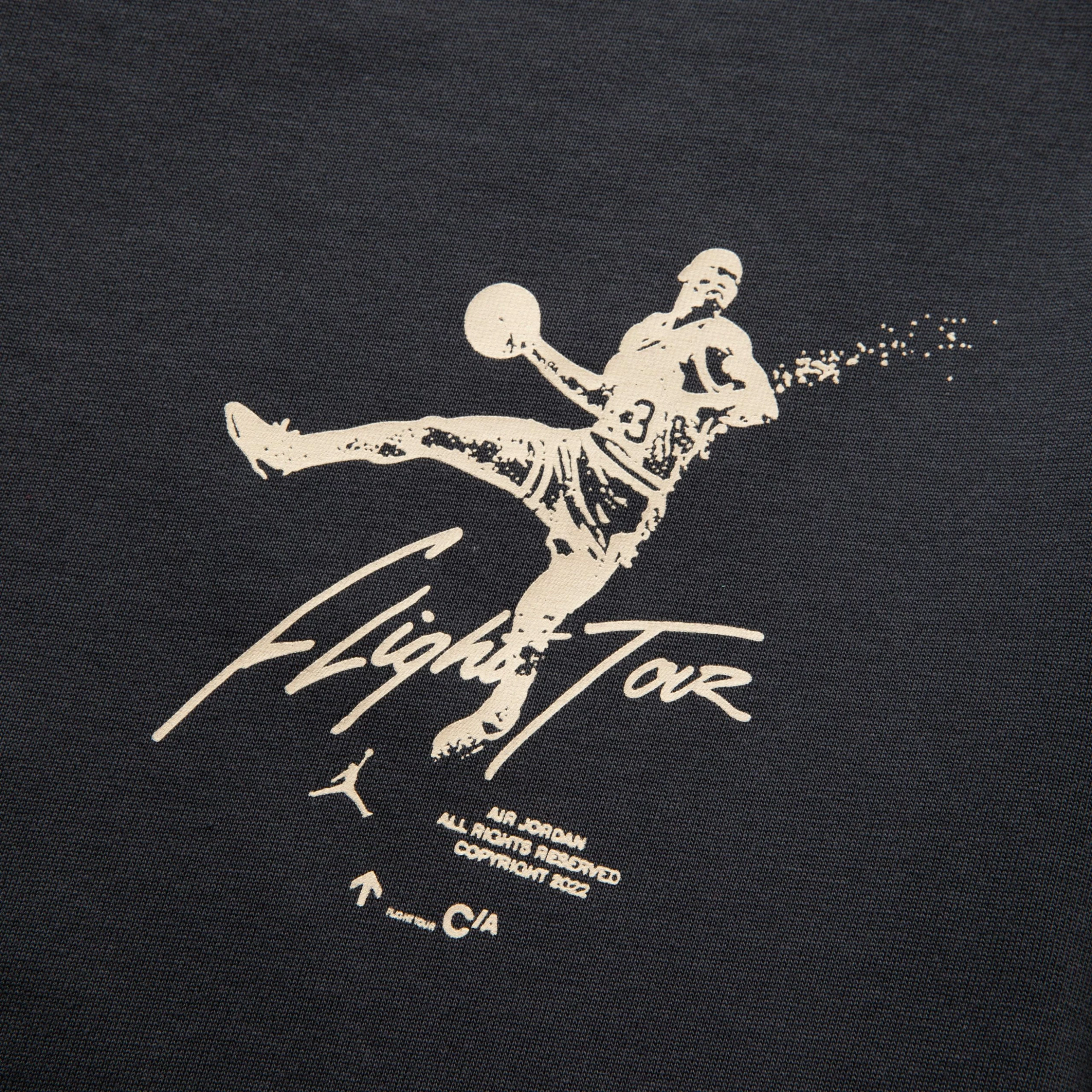 Air Jordan FLIGHT HERITAGE 85 GFX L/S CREW 5 Air Jordan FLIGHT HERITAGE 85 GFX L/S CREW - Image 3